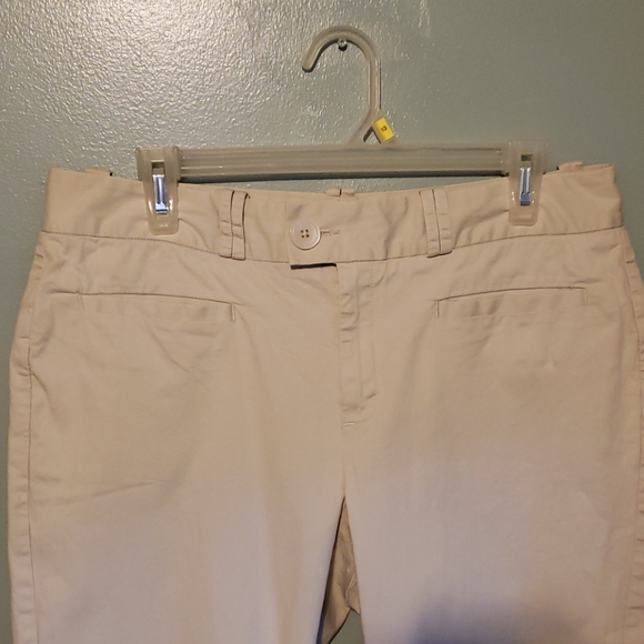 Capris - Picture 2 of 4